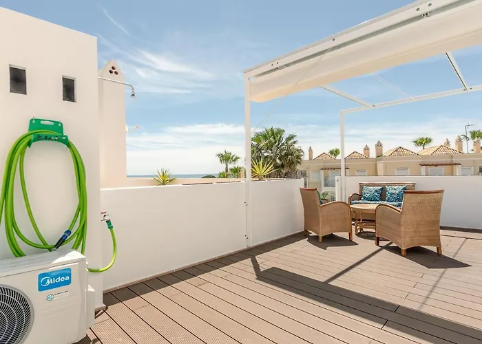 Villa Seascape Private Pool & Rooftop Jacuzzi With Sea View Near Manta Rota